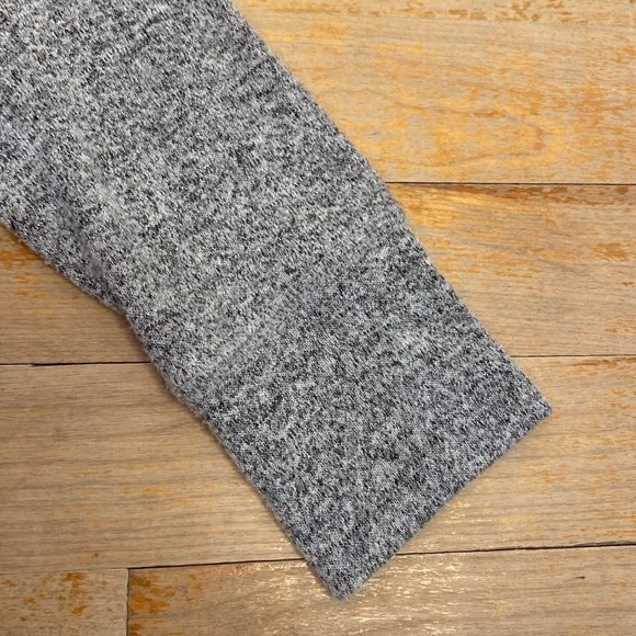 🌺 OLD NAVY Soft Cozy Lightweight Hoodie - Picture 5 of 10